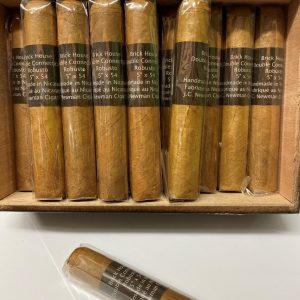 BRICKHOUSE ROBUSTO CONNECTICUT