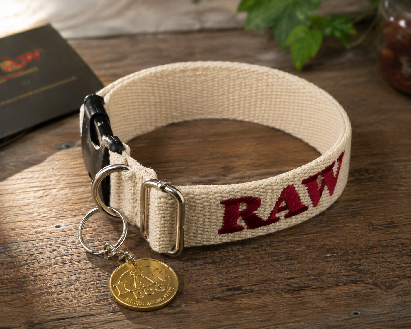 RAW DOG COLLAR