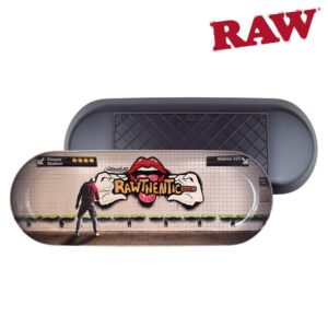 RAW ROLLING TRAY GRAFFITI